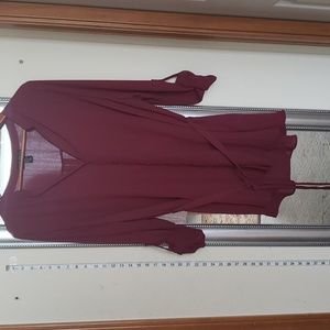 Forever 21+ Button Up Blouse.  3/4 Tab Sleeve. Burgundy. 2X.